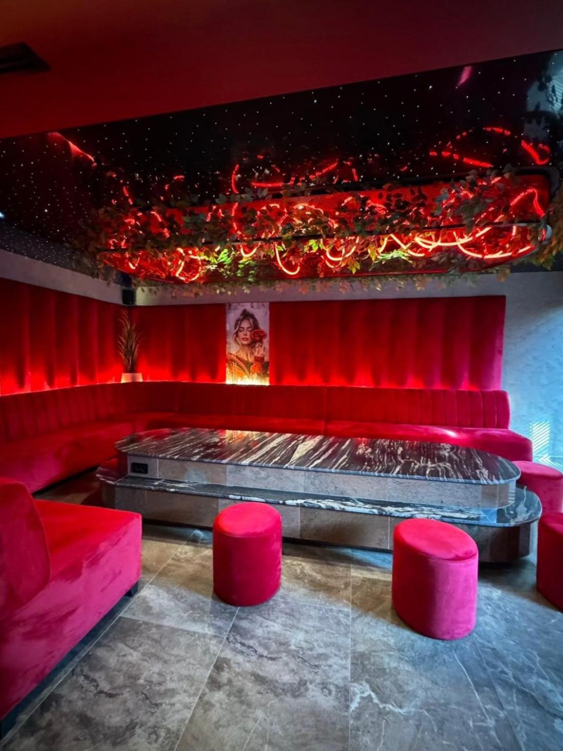 Motel Villa Princi Kosovo Polje Esterno foto